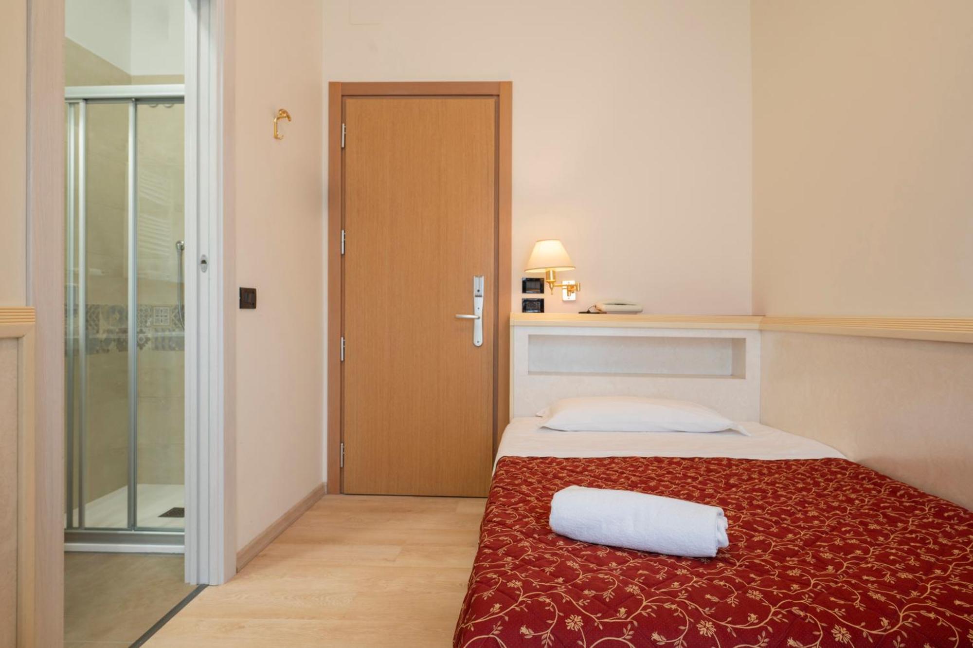 Hotel Mondial Porto Recanati Luaran gambar