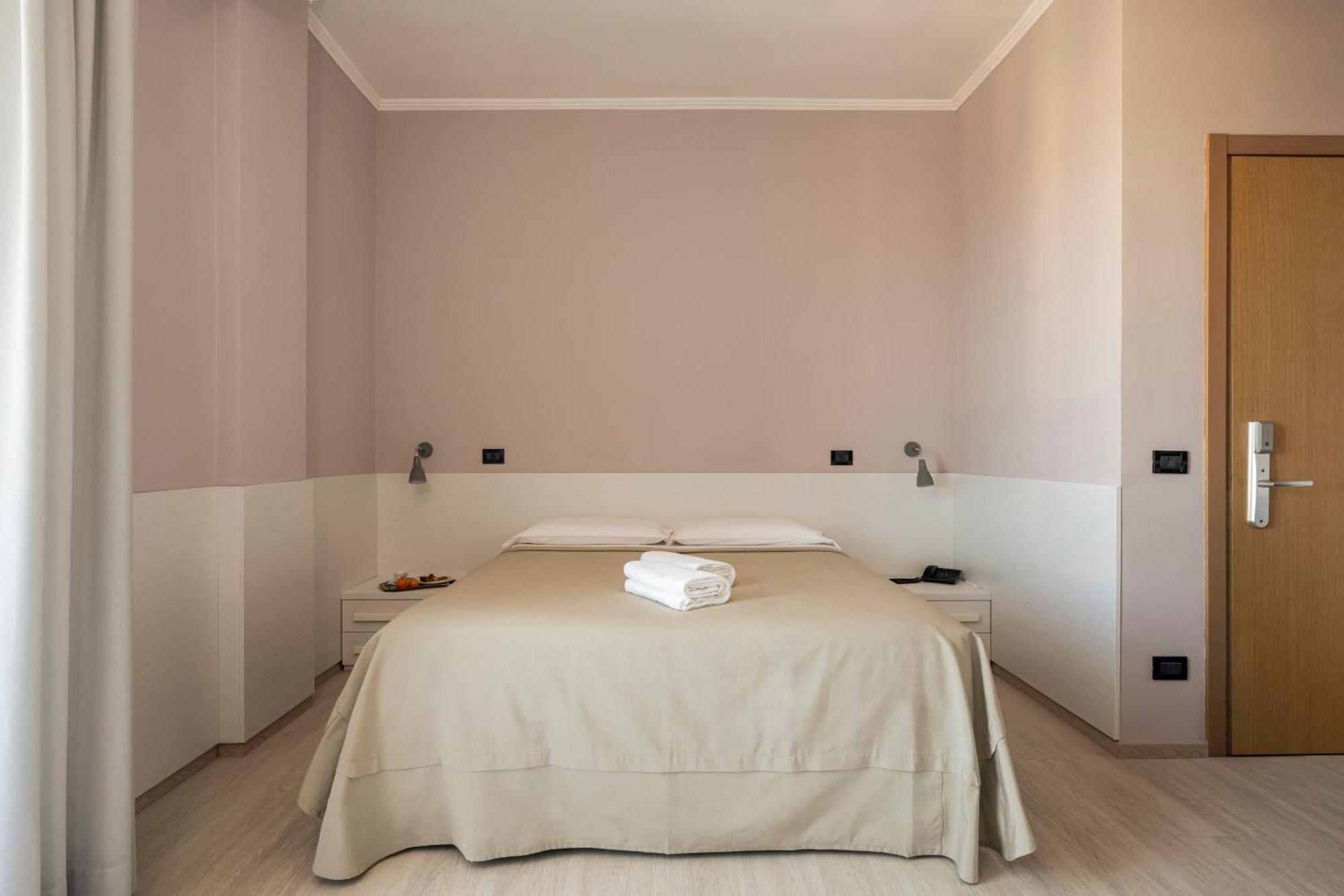 Hotel Mondial Porto Recanati Luaran gambar