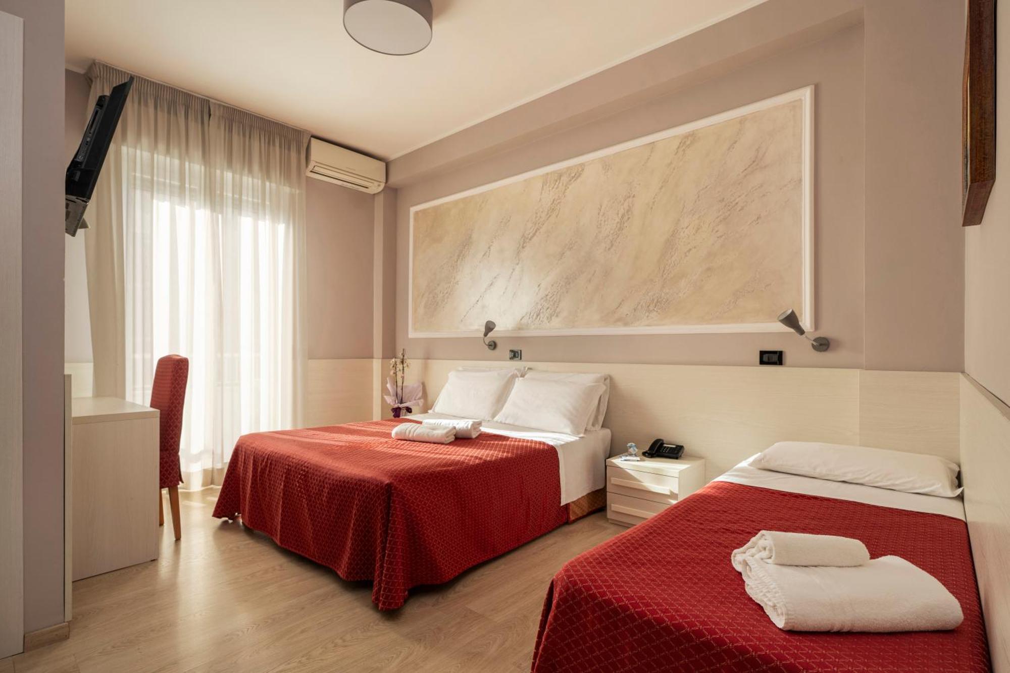 Hotel Mondial Porto Recanati Luaran gambar