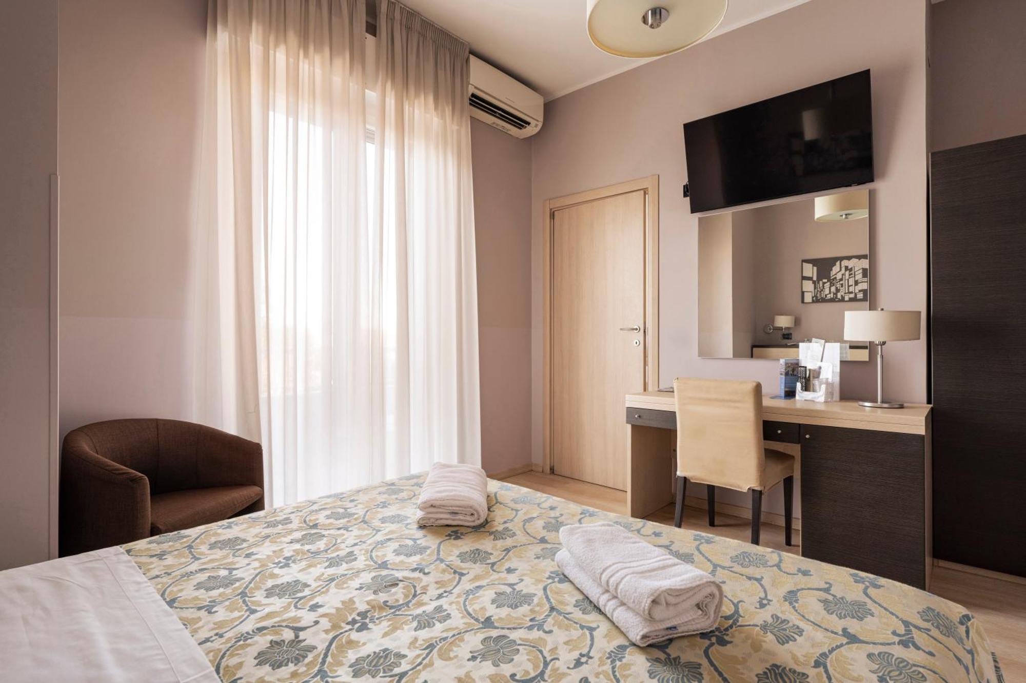 Hotel Mondial Porto Recanati Luaran gambar