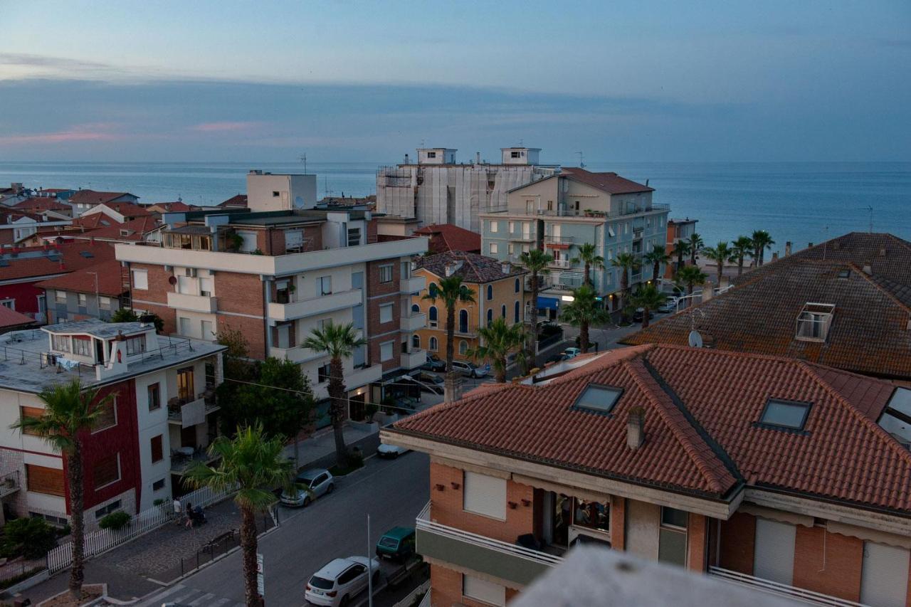 Hotel Mondial Porto Recanati Luaran gambar