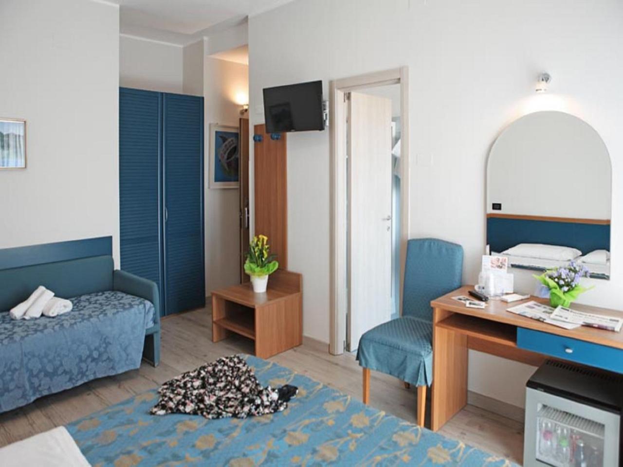 Hotel Mondial Porto Recanati Luaran gambar