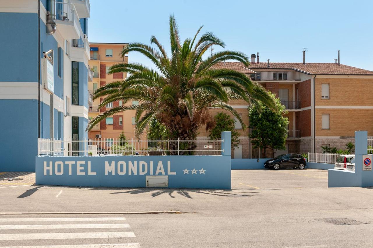 Hotel Mondial Porto Recanati Luaran gambar