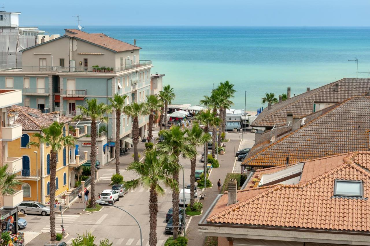 Hotel Mondial Porto Recanati Luaran gambar